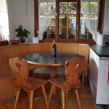 Traumhaftes Chalet Mit Seesicht Krattigen Εξωτερικό φωτογραφία