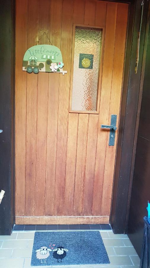 Traumhaftes Chalet Mit Seesicht Krattigen Εξωτερικό φωτογραφία